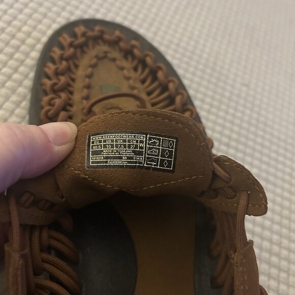 Womens KEEN UNEEK Paracord Braided Rope Brown Suede Sandals Size 10 Waterproof - Picture 9 of 11